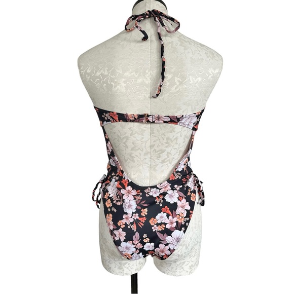 Shade & Shore Halter Keyhole Cut Out Back One Piece Swimsuit Black Floral Size M - Picture 8 of 16